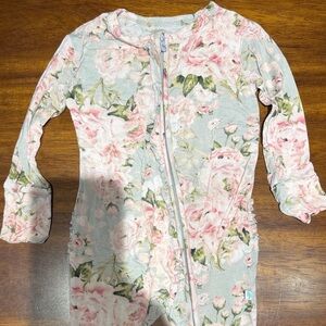 Posh Peanut Floral Zip-Up Baby Onesie 9-12 mos